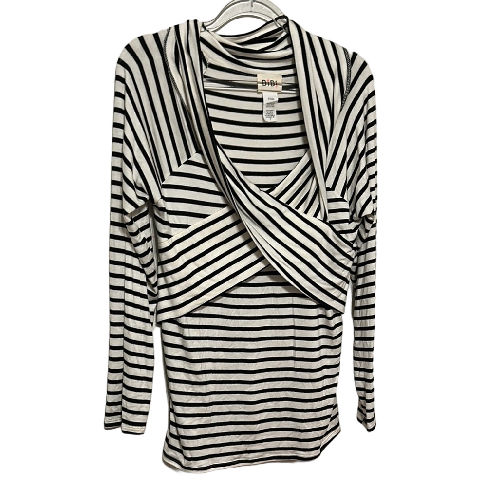 🪞BiBi Black and White Striped Blouse size Small GUC women’s